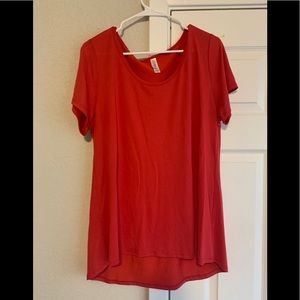 Red short sleeve top